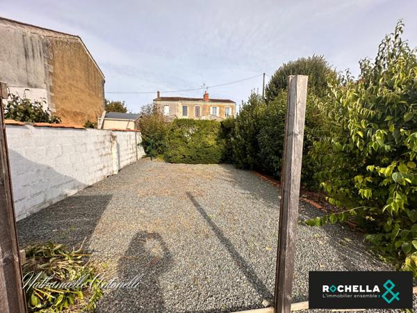 Charmante maison ancienne avec jardin - Saint-Jean-d'Angély