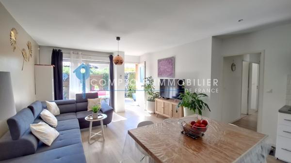 Maison
                                                                                                                                                                                                                                                                                                                        3 pièce(s)                                                                                                                                                                                                          2 chambre(s)                                                                                                                                                                                                          63  m²