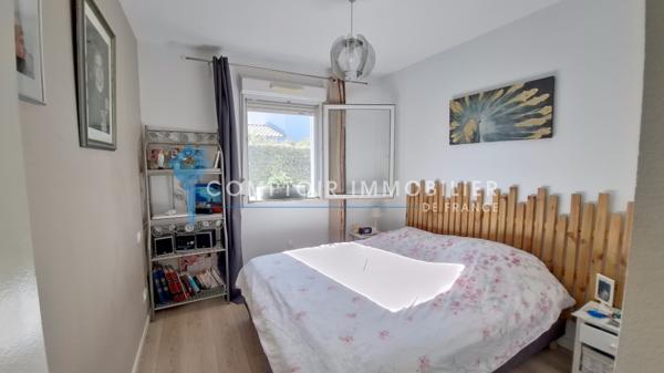 Maison
                                                                                                                                                                                                                                                                                                                        3 pièce(s)                                                                                                                                                                                                          2 chambre(s)                                                                                                                                                                                                          63  m²