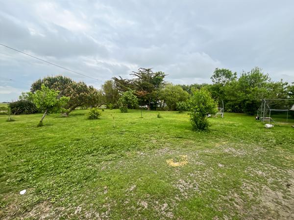 Maison, grange et dépendances sur + de 3 hectares