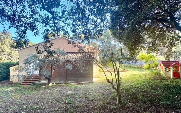 Maison à vendre    5 pièces • 135 m2 Cornillon-Confoux