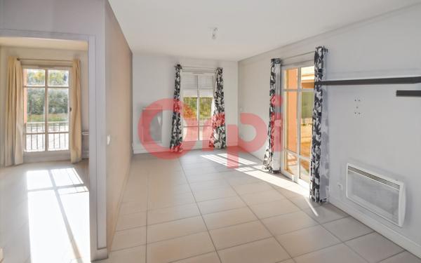 Appartement à vendre    2 pièces • 46 m2 Saint-Fons