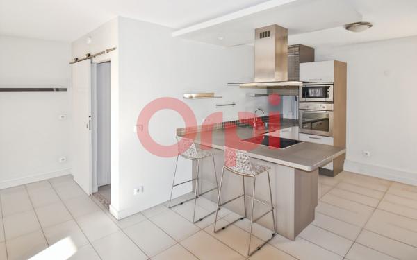 Appartement à vendre    2 pièces • 46 m2 Saint-Fons