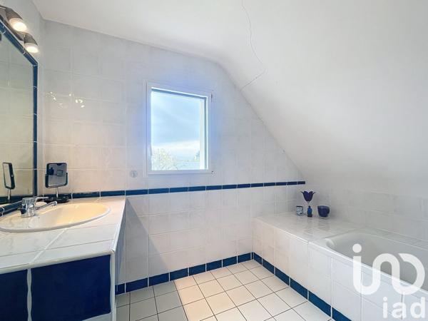 Maison 5 pièces de 75 m² à Saint-Pierre-Quiberon (56510)