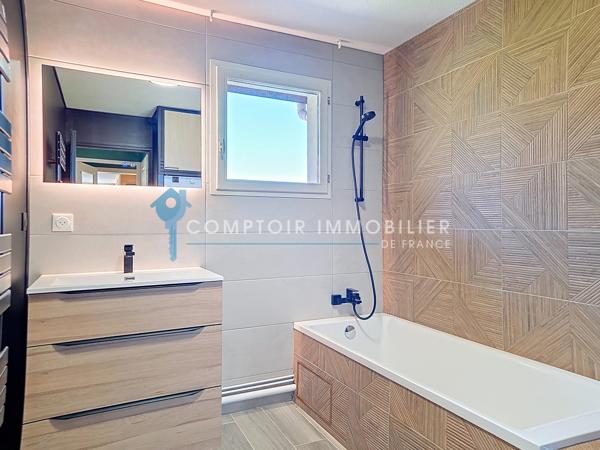 Appartement
                                                                                                                                                                                                                                                                                                                        3 pièce(s)                                                                                                                                                                                                          2 chambre(s)                                                                                                                                                                                                          86  m²