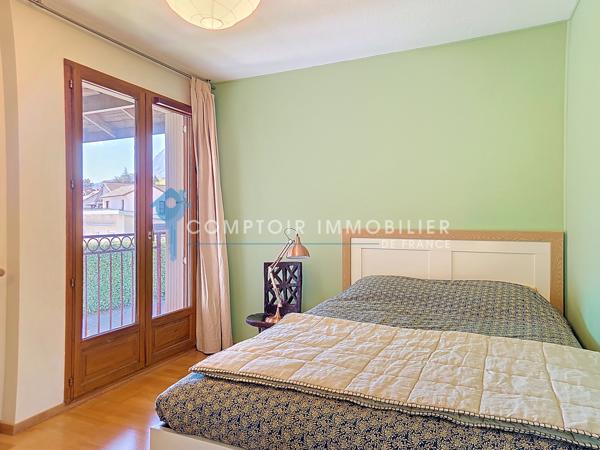Appartement
                                                                                                                                                                                                                                                                                                                        3 pièce(s)                                                                                                                                                                                                          2 chambre(s)                                                                                                                                                                                                          86  m²
