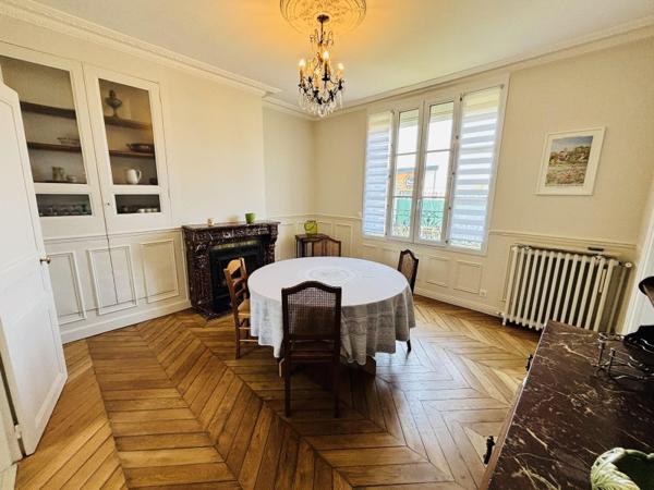 Vente / Maison de maître à Villers-Cotterêts (02600)
