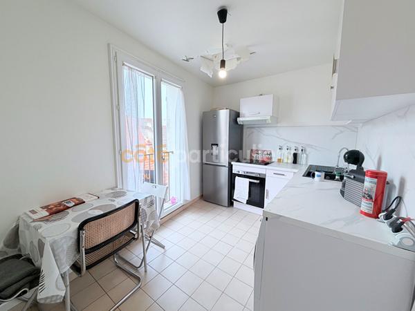 Vente
                Appartement40 m² - 2 Pièces -
                    MONTLHERY (91310)