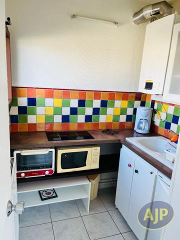 Appartement à louer Saintes : 1 pièces, 22m² avec 0 chambre(s) à 400€ - AJP Immobilier Saintes