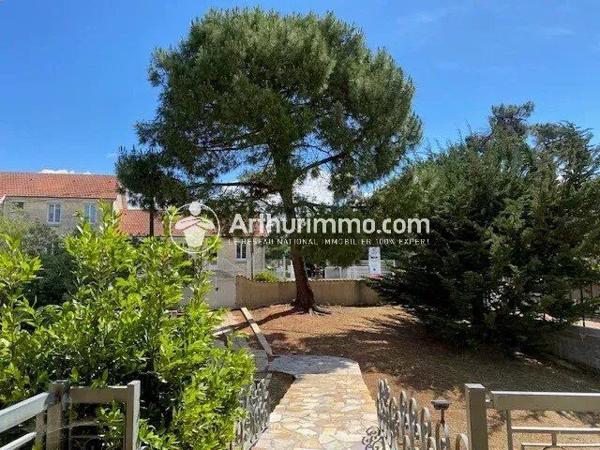 Vente                                                      Maison
                        
                                                            à Ozoir-la-Ferrière