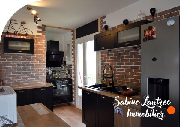 Réalmont (81120) Maison familiale – Jardin arboré - transports en commun à proximité