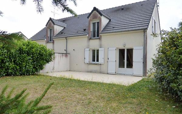 Maison à louer    4 pièces •  Ingré