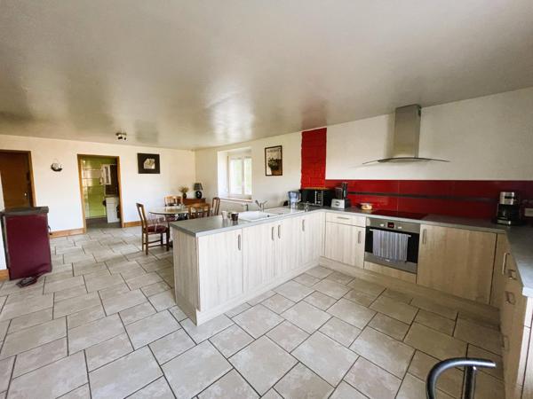 Maison avec grande pièce à vivre