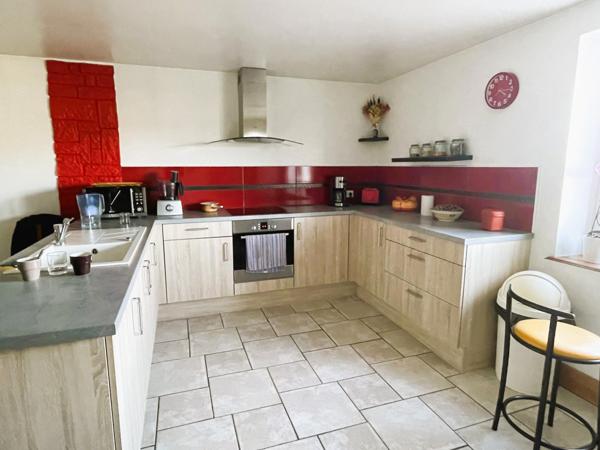 Maison avec grande pièce à vivre