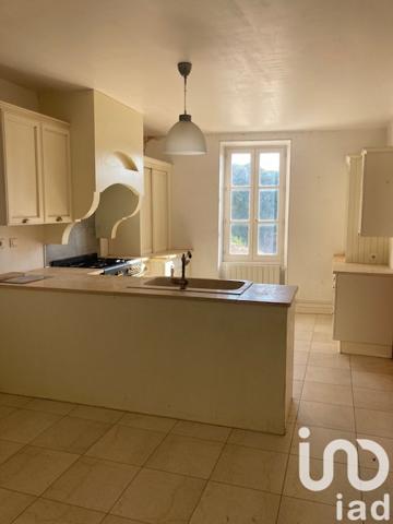 Maison à vendre 10 pièces 256 m² Saint-Marcel-d'Ardèche