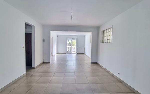 Maison à vendre    3 pièces •  Chanteloup-les-Vignes