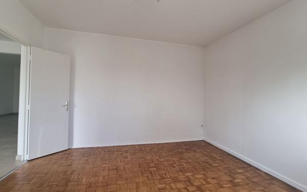 Maison à vendre    3 pièces •  Chanteloup-les-Vignes