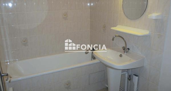 Location Appartement 2 pièces 49.06 m² - ÉTampes 91150