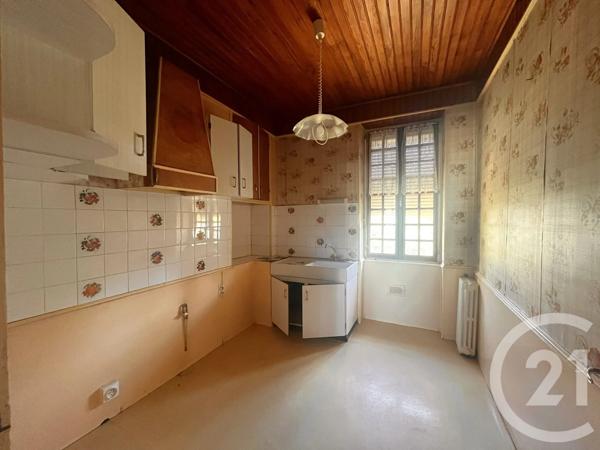 Appartement F4 à vendre  5 pièces - 86 m 2   LE CREUSOT  - 71