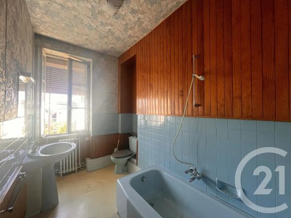Appartement F4 à vendre  5 pièces - 86 m 2   LE CREUSOT  - 71