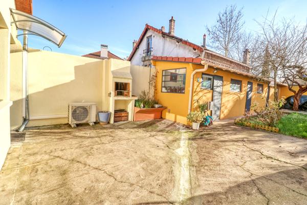 Maison 2 pièces + dépendance