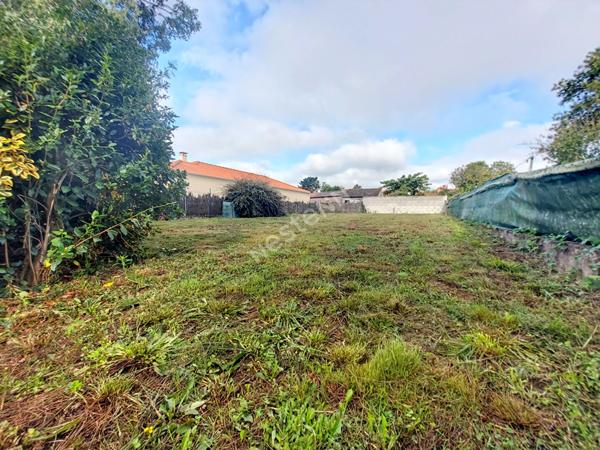 A vendre - Terrain à bâtir à Saint Julien De Concelles d'environ 350 m²