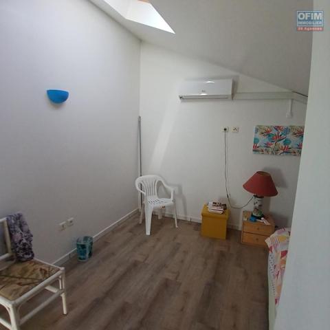 A LOUER appartement F2 sur la Saline Les Bains