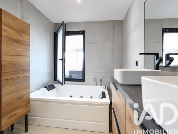 Maison à vendre 6 pièces 170 m² La Roche-sur-Yon