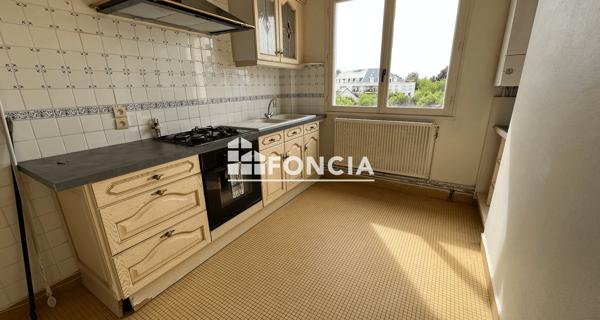Location Appartement 2 pièces 46.28 m² - Saint-cyr-sur-loire 37540