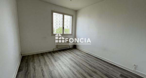Location Appartement 2 pièces 46.28 m² - Saint-cyr-sur-loire 37540