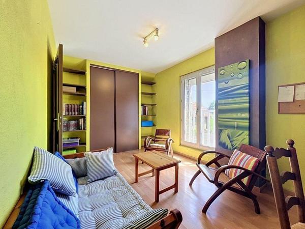 Maison à JUVIGNY LES VALLEES, 50520 - 6 pièces 145m²