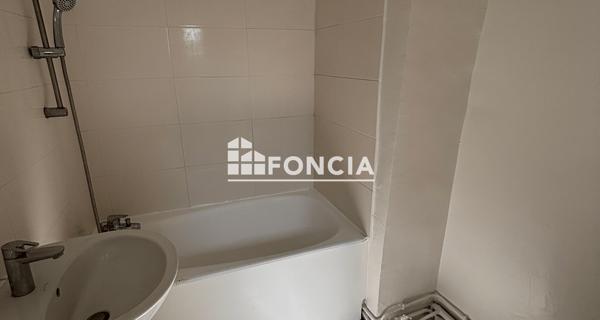 Location Studio 28.35 m² - Arnouville 95400