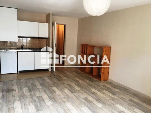 Location Studio 26.6 m² - 22 RUE DU PUITS JACOB Rennes 35200