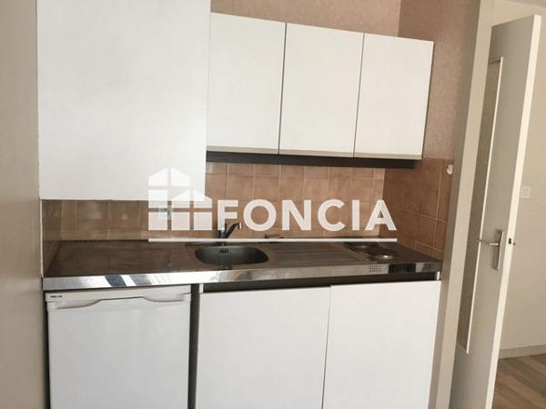 Location Studio 26.6 m² - 22 RUE DU PUITS JACOB Rennes 35200