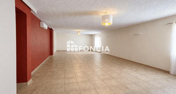 À vendre Local commercial 1100 m² - Poussan 34560