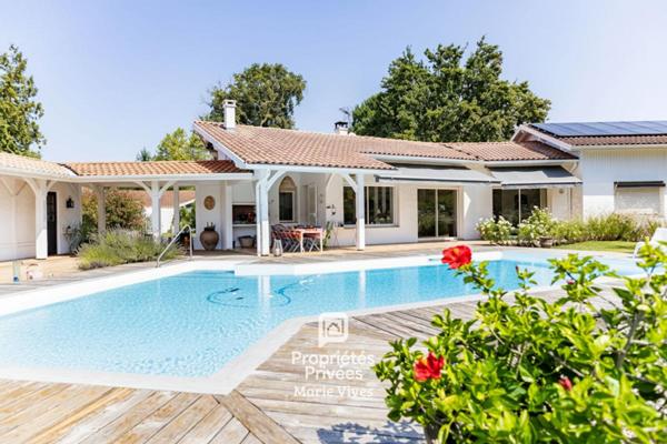 SOORTS-HOSSEGOR - VILLA CONFIDENTIELLE AVEC PISCINE