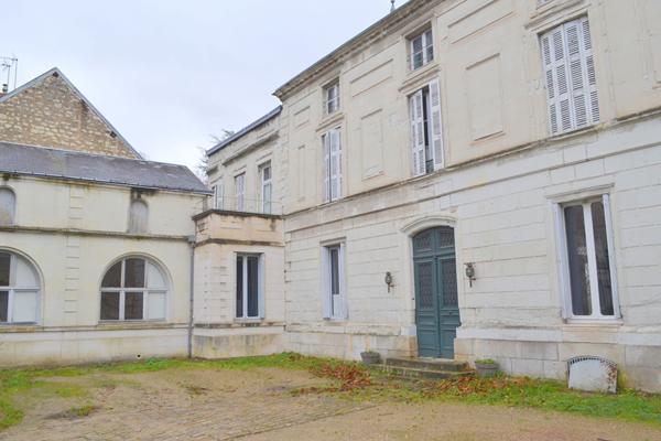 Maison 9 pièces à vendre Châtellerault - 86100 / Réf: 11329