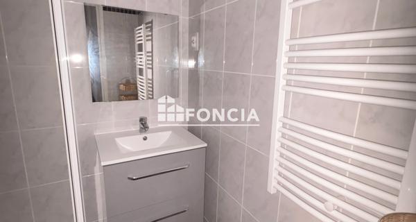 Location Studio meublé 25 m² - Paris 75015