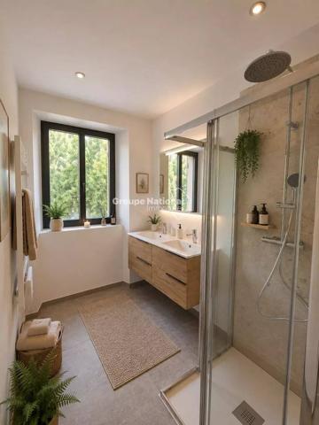 BEL APPARTEMENT T3 RENOVÉ DERNIER ETAGE