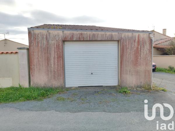 Parking à vendre 45 m² Muron