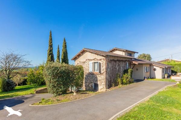 Maison à vendre |  L'Isle-Jourdain |  6 pièces | 170 m²
