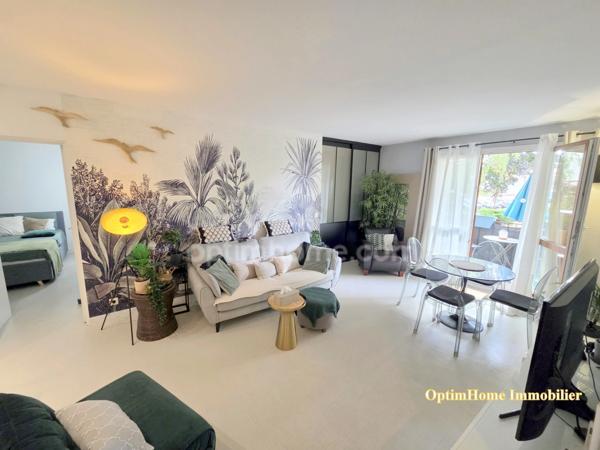 FONTENAY-SOUS-BOIS- Limite VINCENNES / Appartement de 3 pièces rénové de 62m2 - 372 000 € FAI