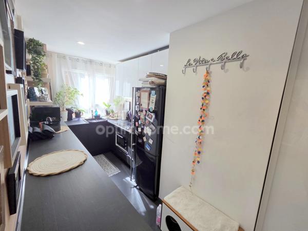 FONTENAY-SOUS-BOIS- Limite VINCENNES / Appartement de 3 pièces rénové de 62m2 - 372 000 € FAI