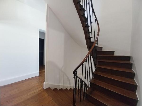 LAPLUME 47310 Maison pierre 9 pièce(s) 287.65 m2