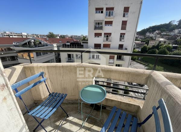 À LOUER -STUDIO MEUBLÉ AVEC BALCON -BESANÇON CENTRE