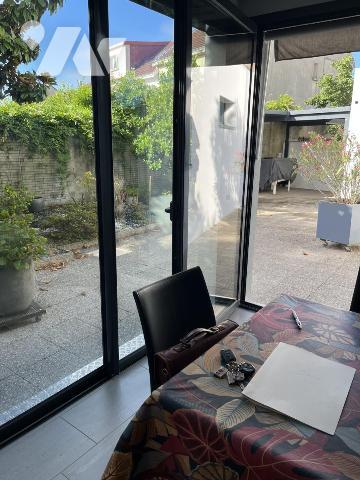 NANTES, au Calme, Secteur Longchamp. Maison de 103 m² sur 247 m² de terrain clos.