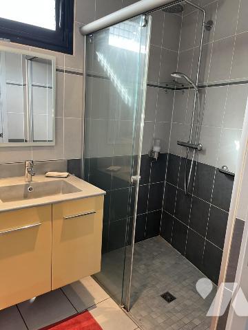 NANTES, au Calme, Secteur Longchamp. Maison de 103 m² sur 247 m² de terrain clos.