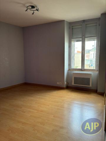 Appartement à louer Sevremoine : 5 pièces, 103m² avec 4 chambre(s) à 750€ - AJP Immobilier Saint-Macaire-en-Mauges