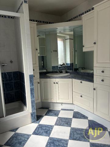 Appartement à louer Sevremoine : 5 pièces, 103m² avec 4 chambre(s) à 750€ - AJP Immobilier Saint-Macaire-en-Mauges