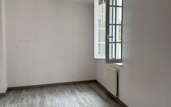 Appartement à louer    3 pièces • 66 m2 Castres